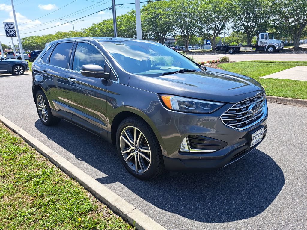 Used 2020 Ford Edge Titanium w/ Equipment Group 301A AWD/4WD image 4