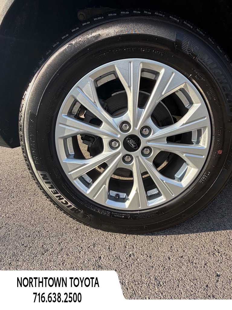 Used 2023 Ford Escape Active w/ Cold Weather Package FWD image 10