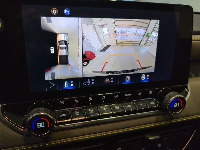 Certified 2024 Chevrolet Colorado ZR2 w/ ZR2 Convenience Package III image 26