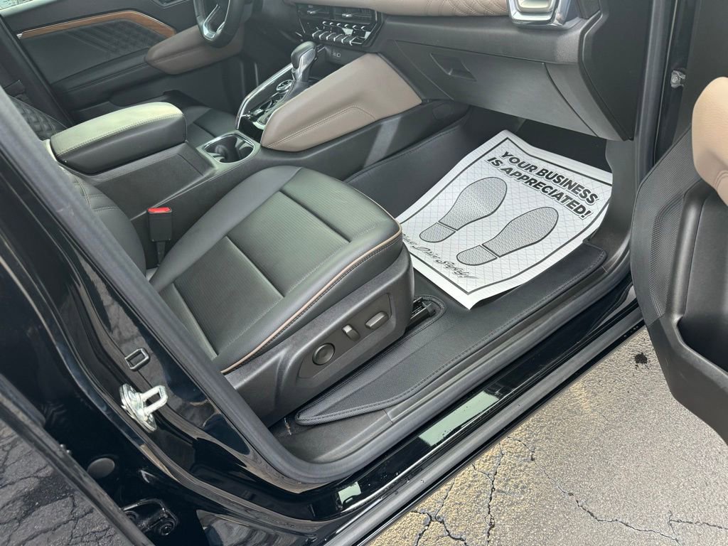 Certified 2024 GMC Canyon Denali image 18