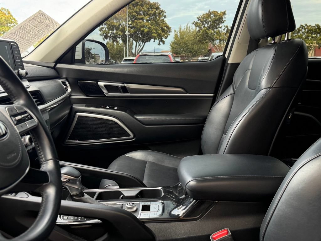 Used 2020 Kia Telluride S FWD image 14
