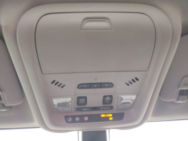 Used 2019 GMC Terrain SLT w/ Preferred Package image 42