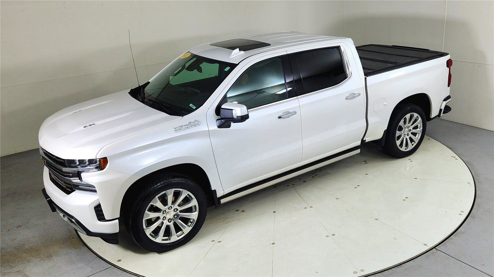 Used 2021 Chevrolet Silverado 1500 High Country image 15