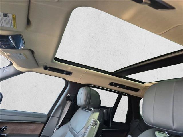 Used 2023 Land Rover Range Rover Autobiography AWD/4WD image 16