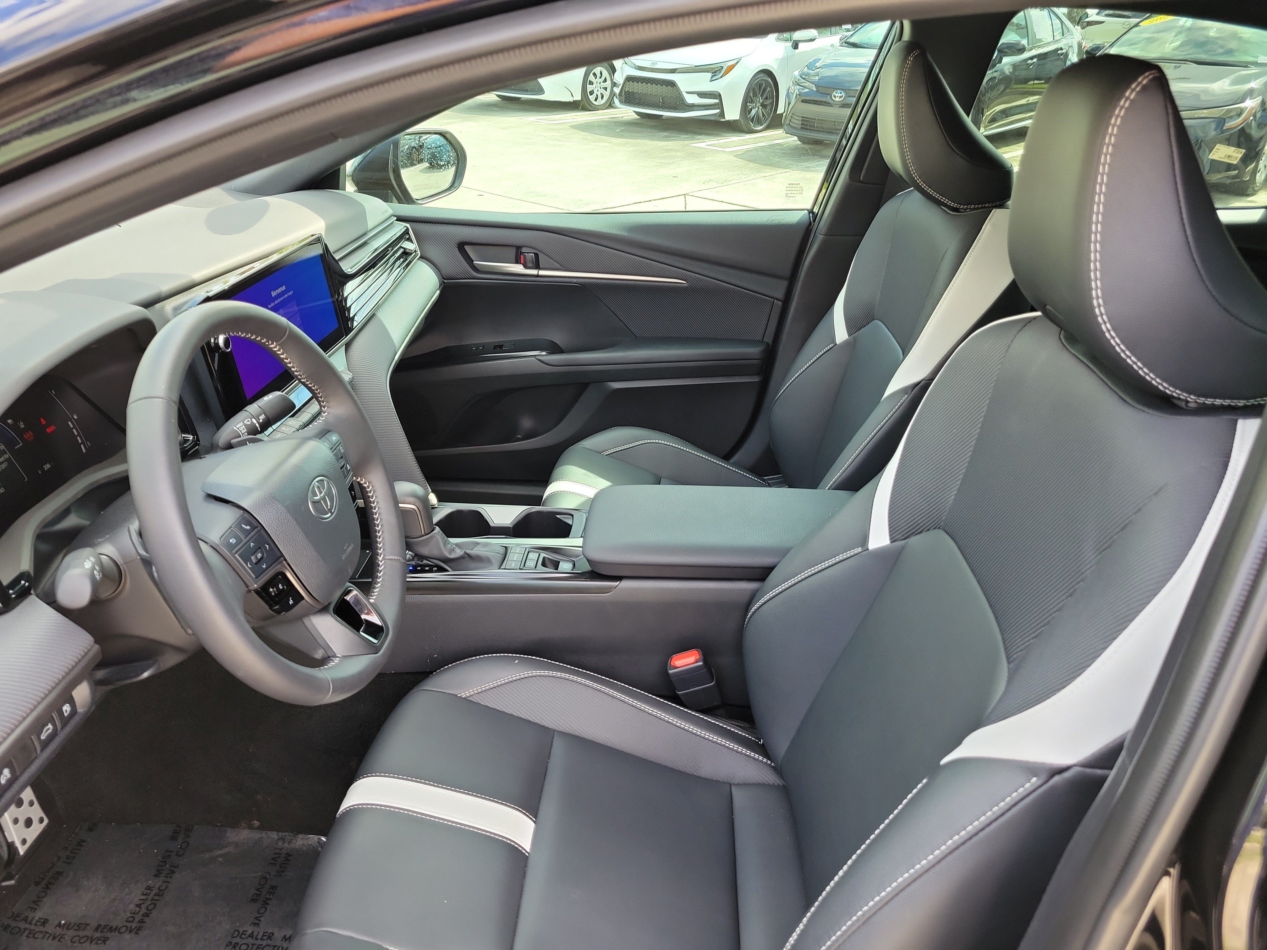 Used 2026 Toyota Camry SE w/ Multimedia Upgrade Package FWD image 22
