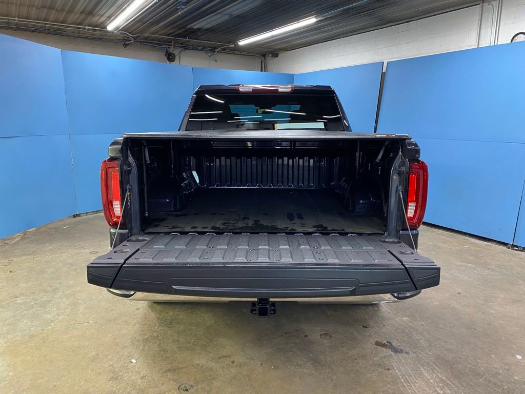 Used 2022 GMC Sierra 1500 SLT w/ SLT Convenience Package AWD/4WD image 11