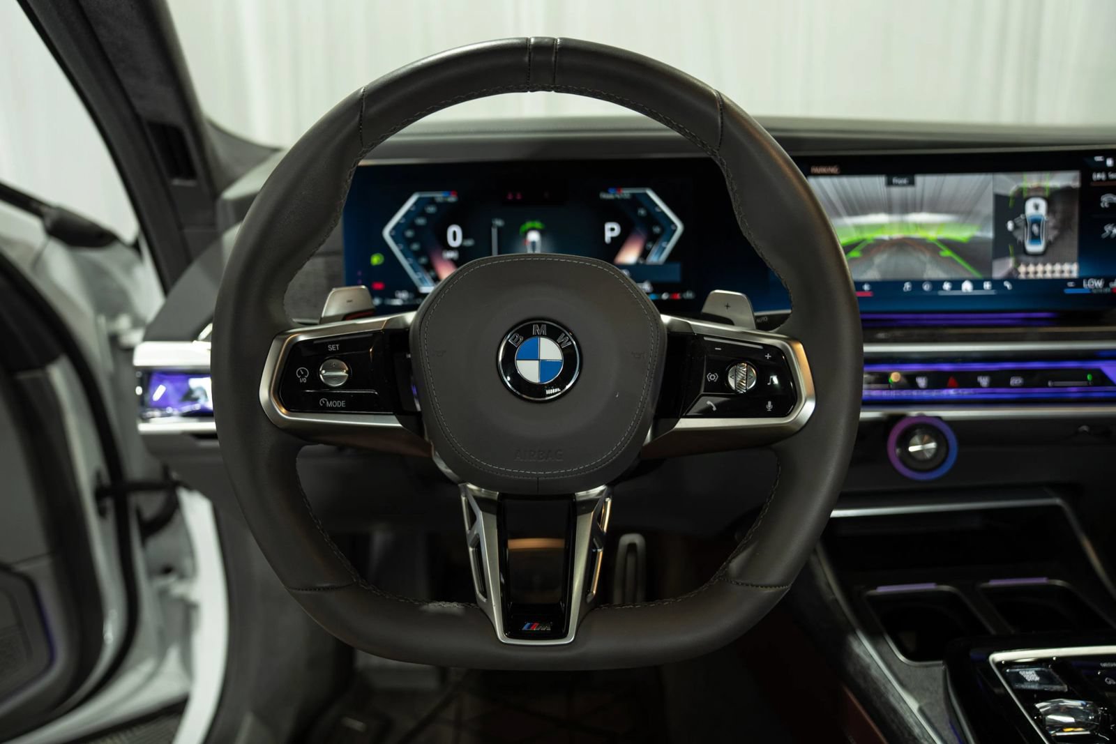 Used 2023 BMW 760i xDrive AWD/4WD image 10