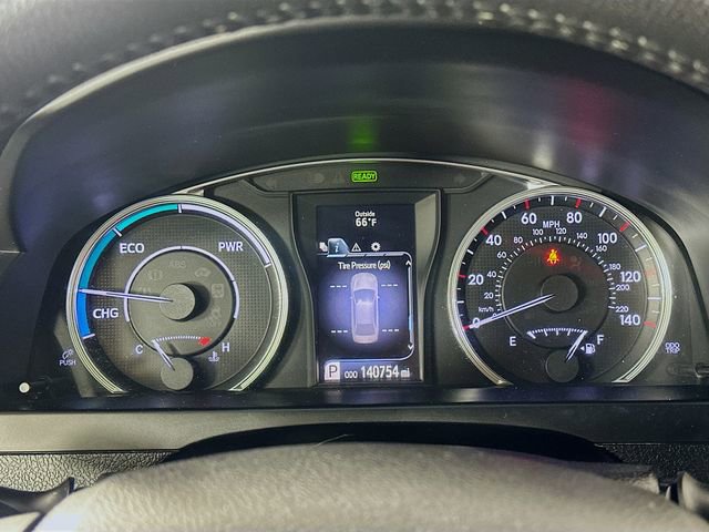 Used 2015 Toyota Camry SE image 5