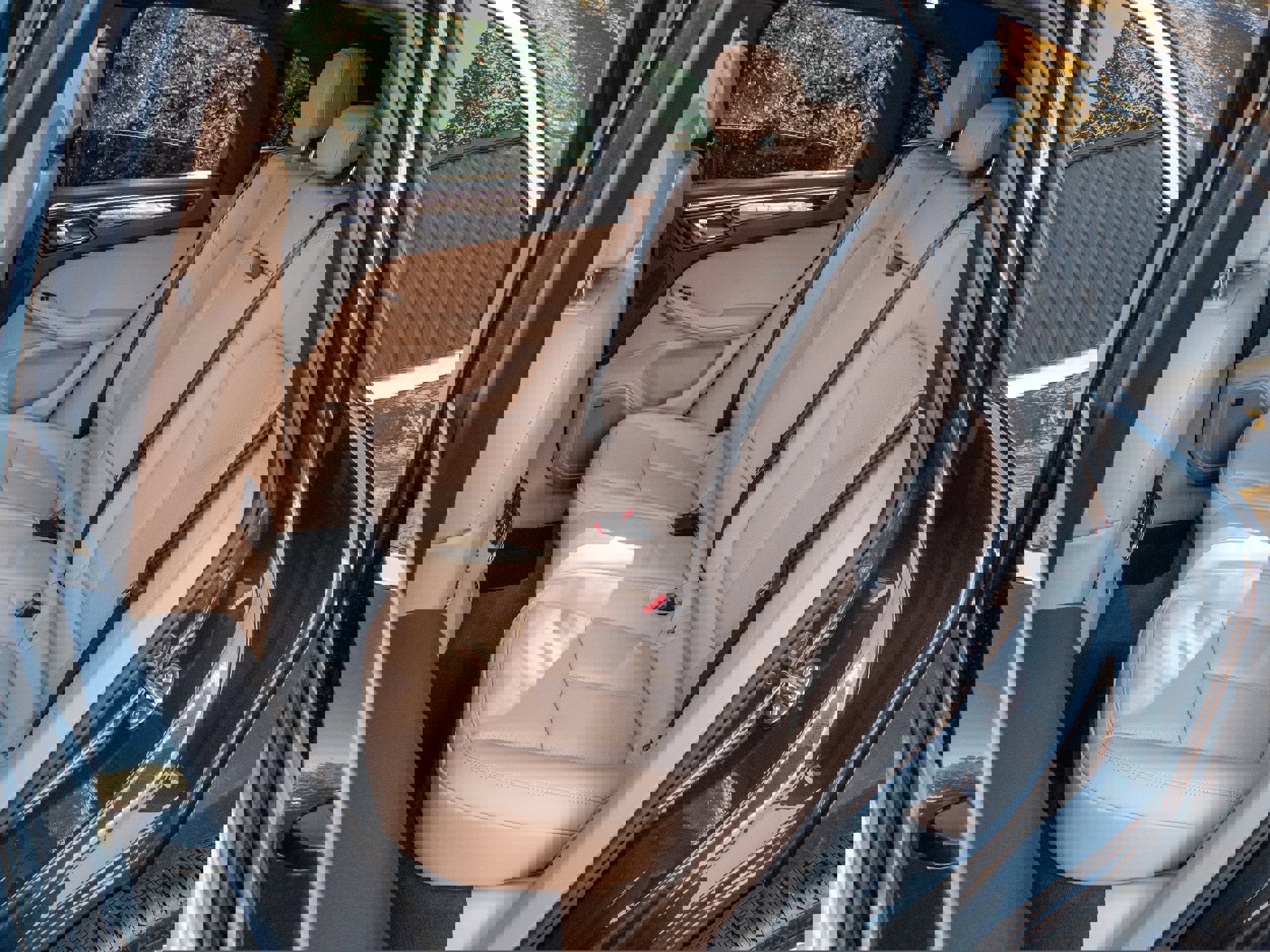 New 2026 Porsche Macan image 36