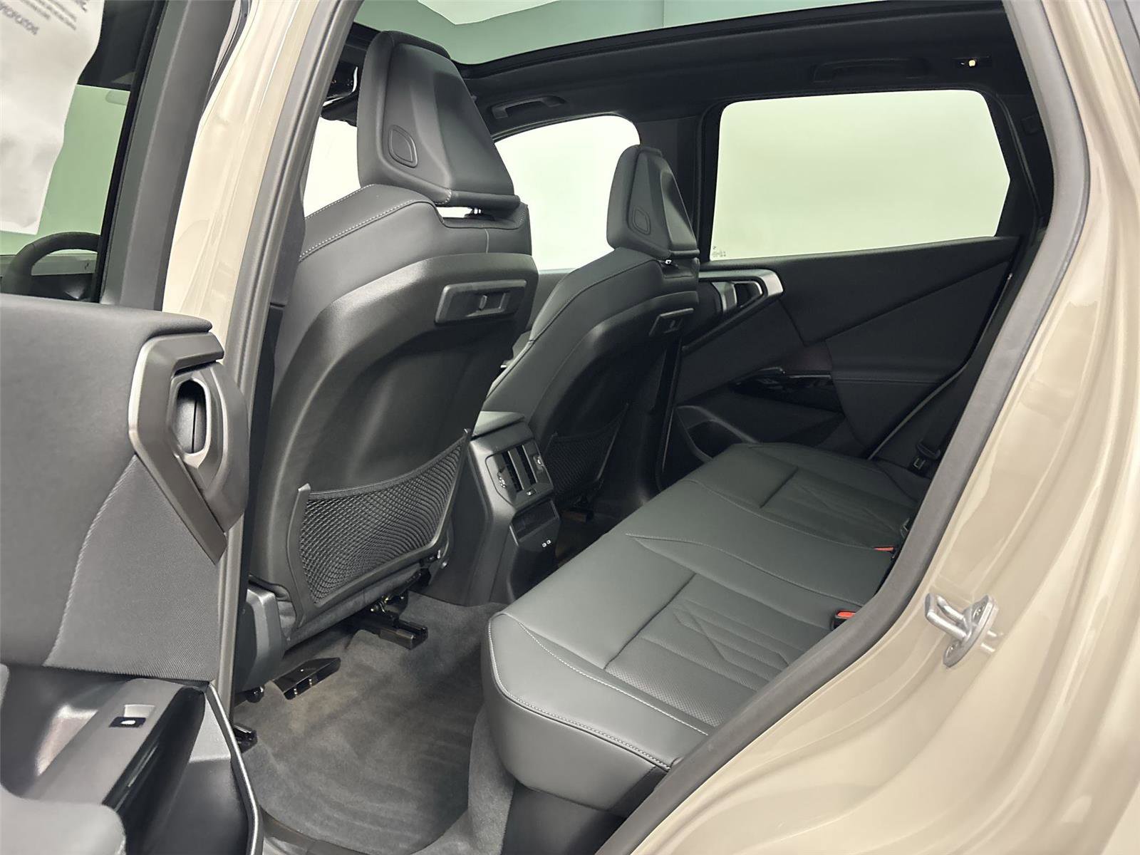 New 2026 BMW X3 xDrive30 w/ M Sport Package AWD/4WD image 29