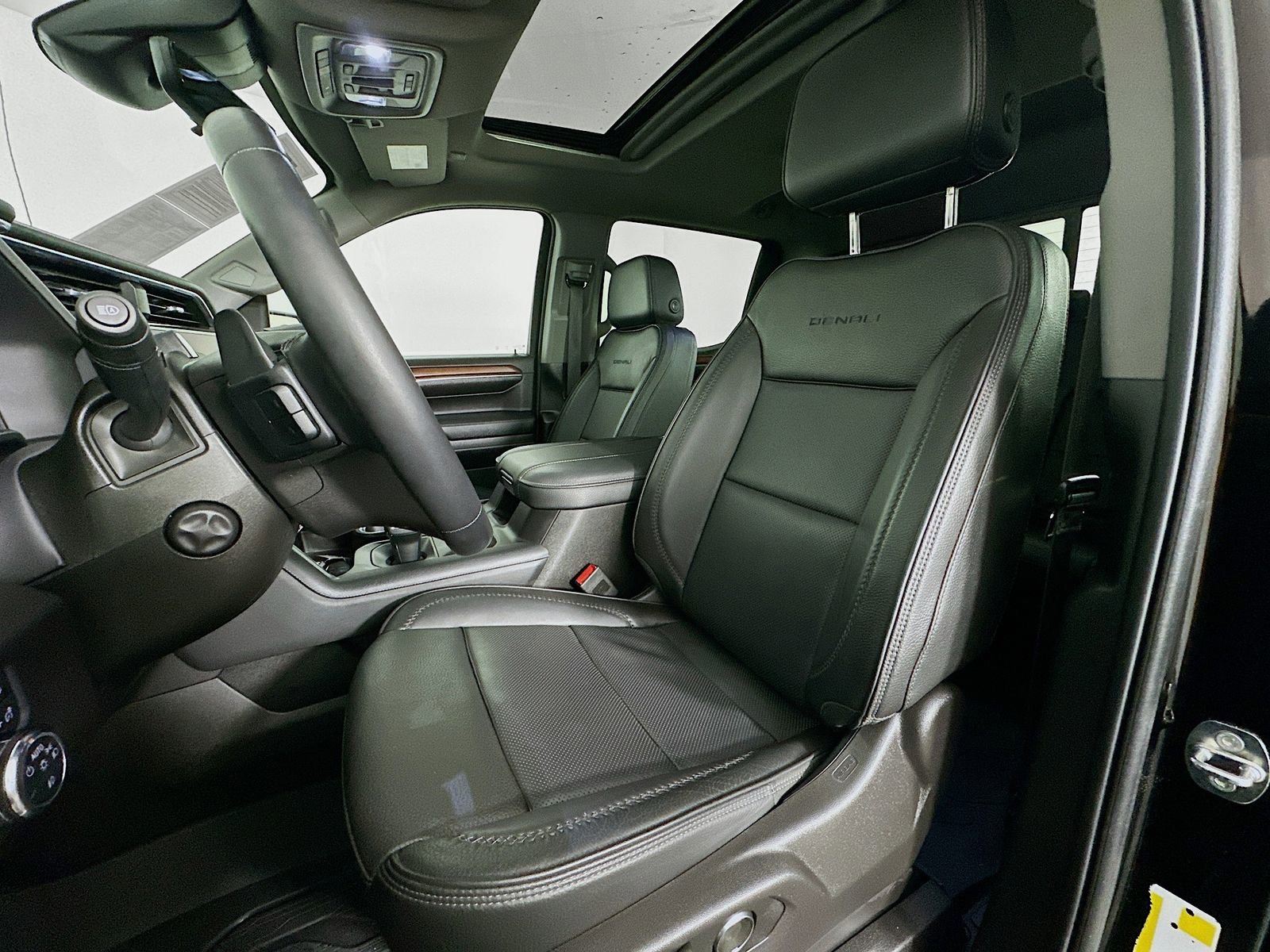 Used 2024 GMC Sierra 1500 Denali image 23