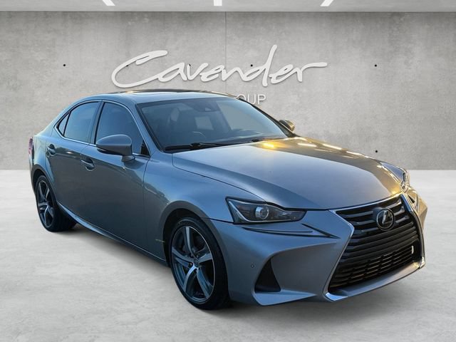 Used 2017 Lexus IS 200t w/ Premium Package RWD image 2