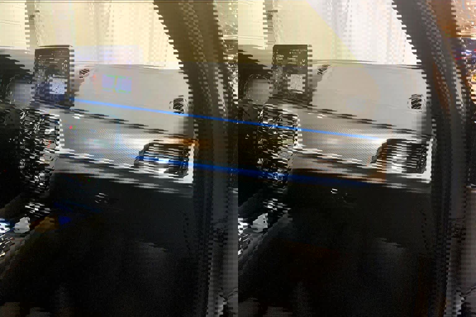 Certified 2023 BMW 530e xDrive w/ Premium Package image 18