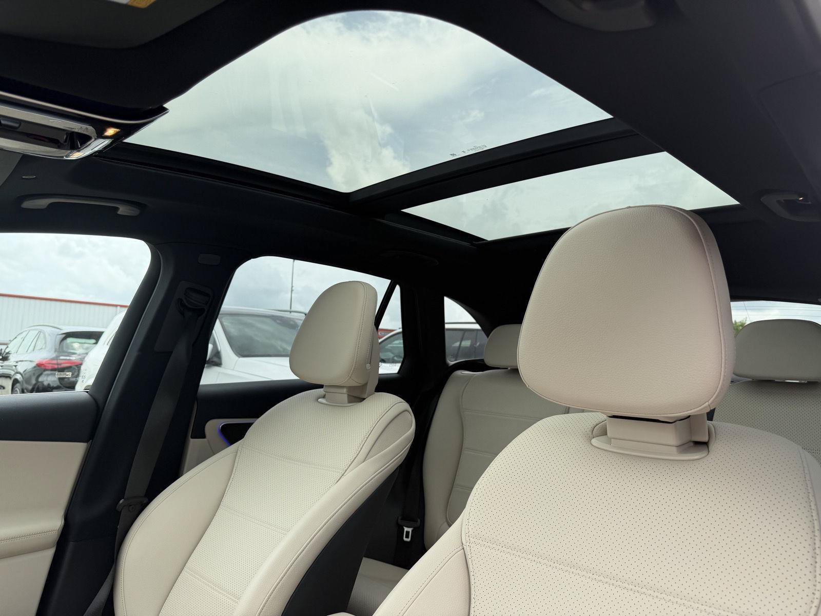 Certified 2026 Mercedes-Benz GLC 300 image 15