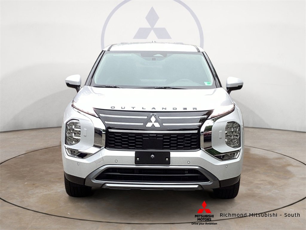New 2025 Mitsubishi Outlander SE image 8