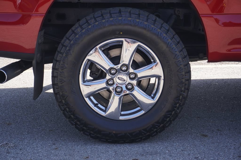 Used 2016 Ford F150 XLT w/ Equipment Group 302A Luxury AWD/4WD image 12