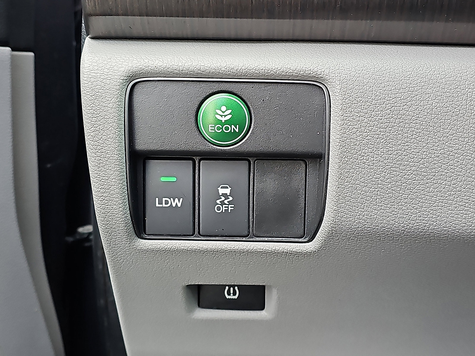 Used 2014 Honda Accord EX-L image 24