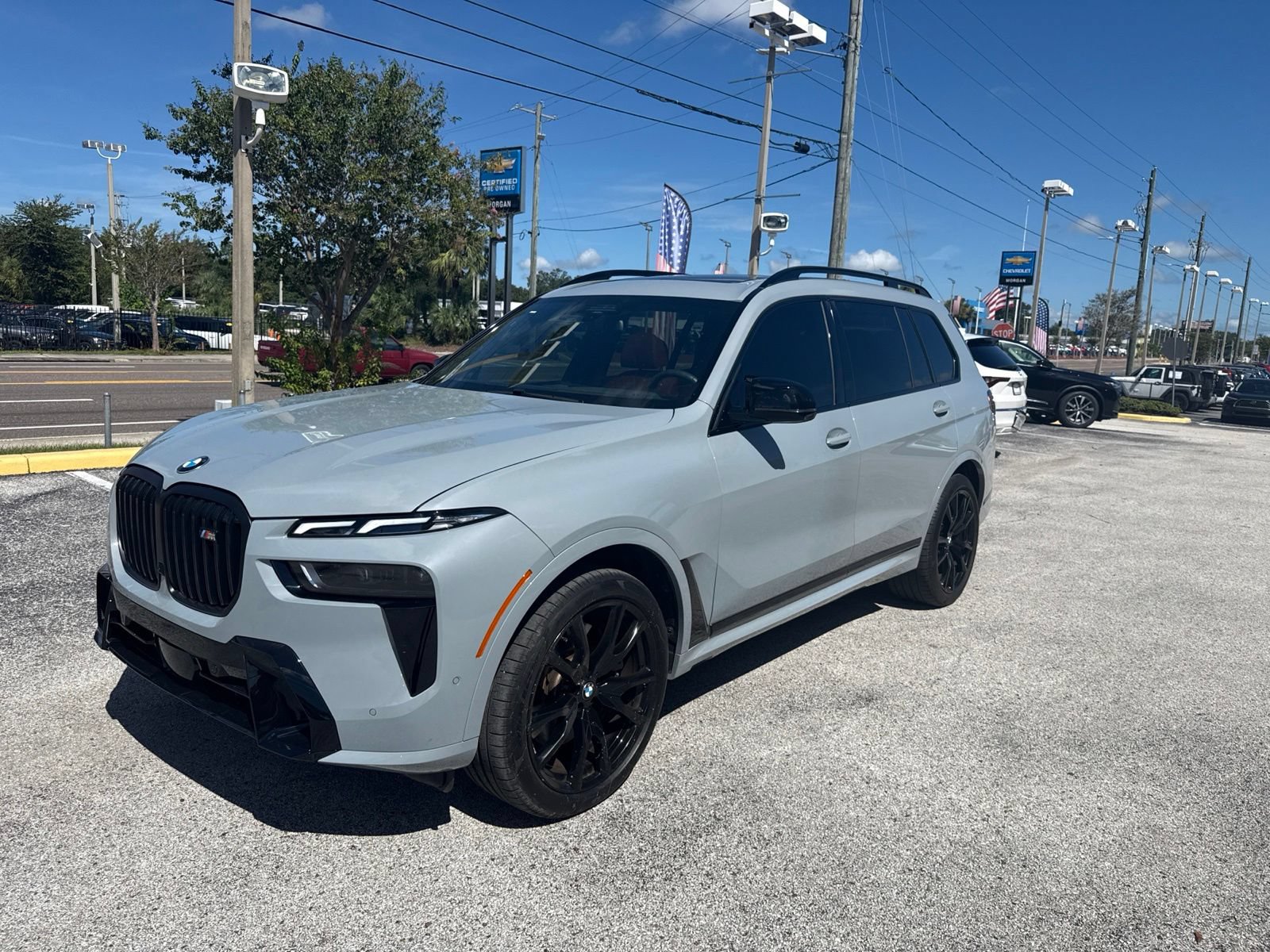 Used 2025 BMW X7 M60i AWD/4WD image 4