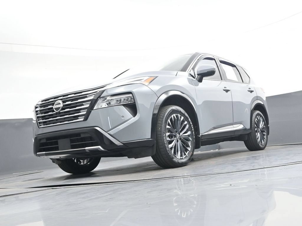 Certified 2024 Nissan Rogue Platinum w/ Platinum Premium Package AWD/4WD image 47