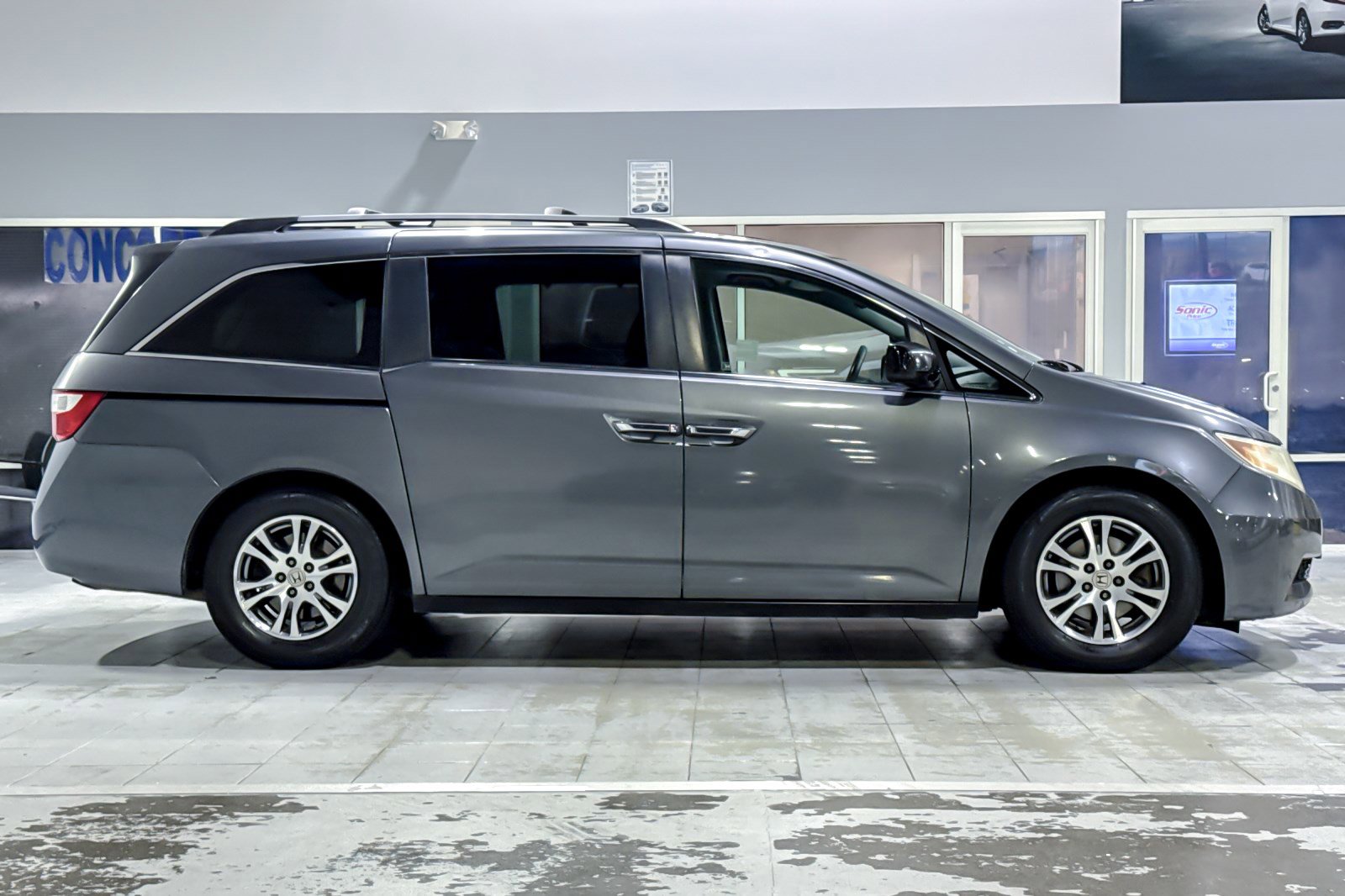 Used 2012 Honda Odyssey EX-L image 8