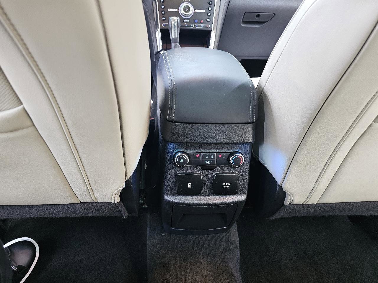 Used 2016 Ford Explorer Platinum image 30