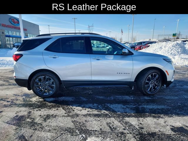 Used 2022 Chevrolet Equinox RS w/ RS Leather Package image 10
