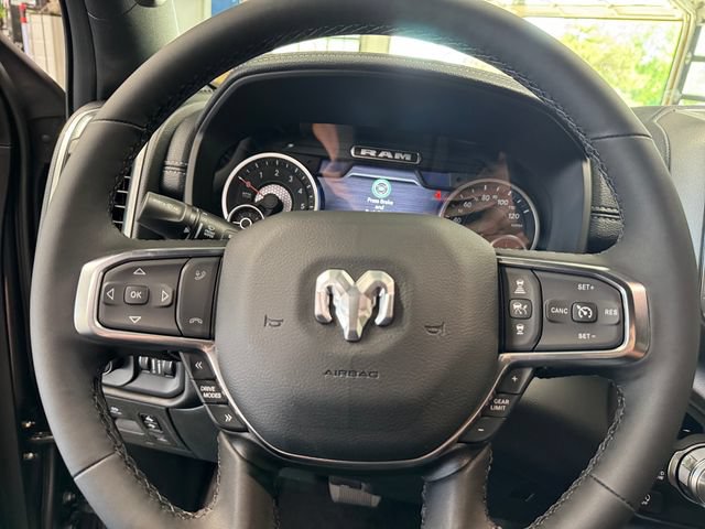 New 2026 RAM 1500 Laramie AWD/4WD image 19