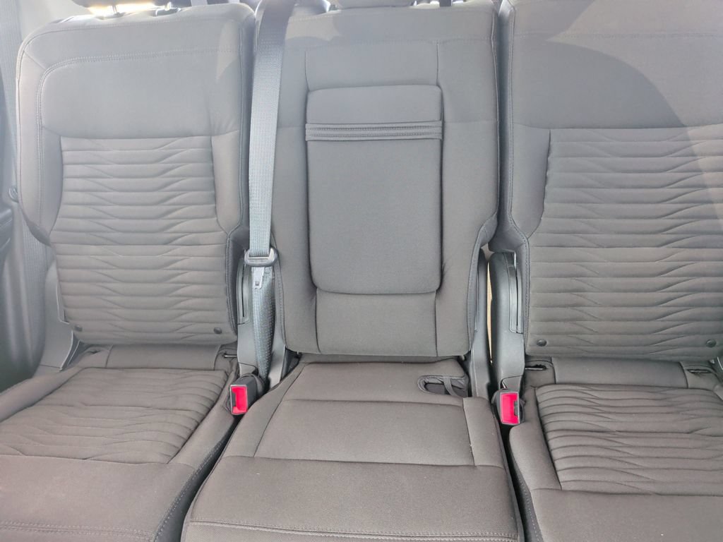 Certified 2020 Ford Explorer XLT w/ Comfort Package AWD/4WD image 8
