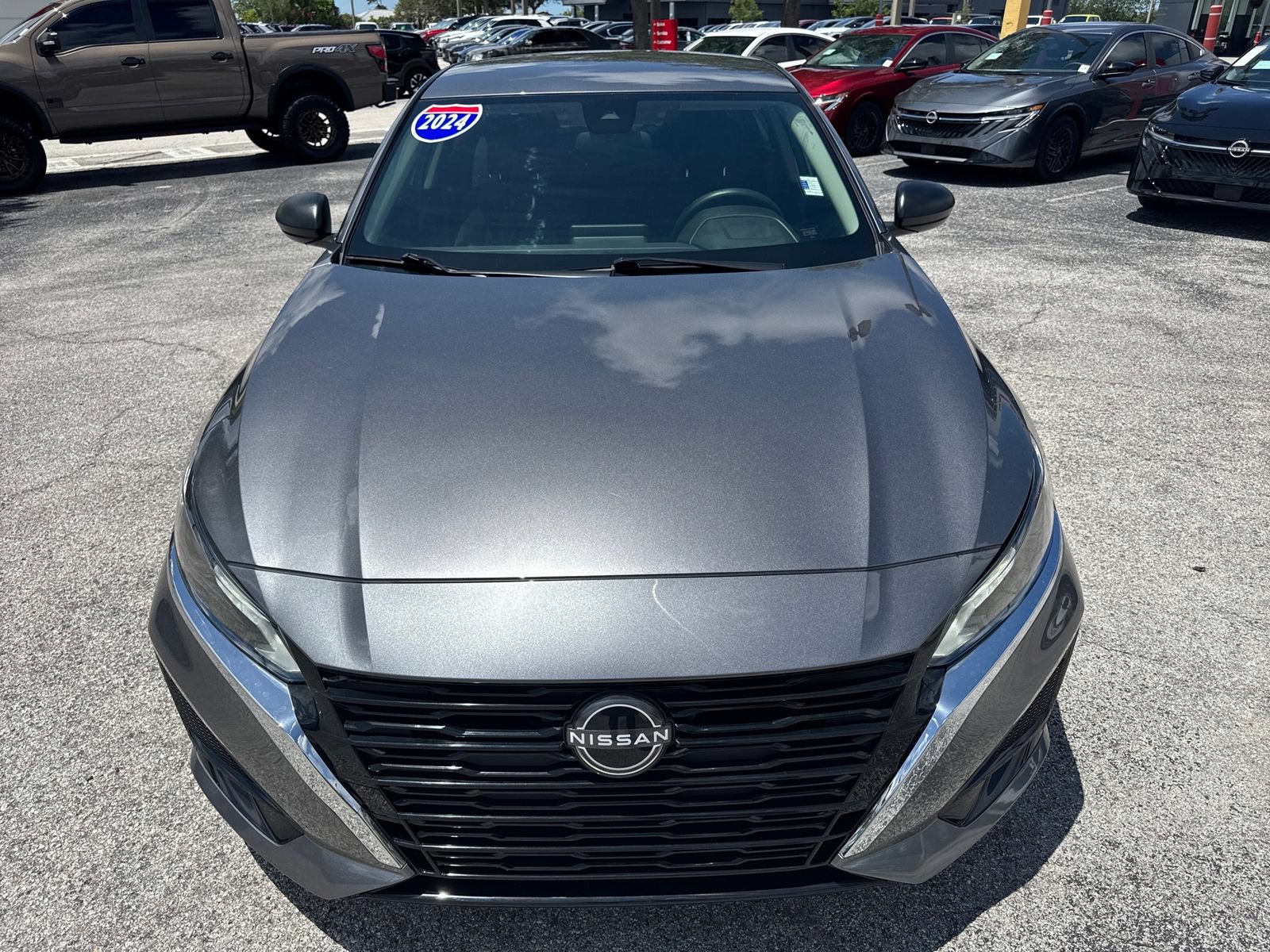 Used 2024 Nissan Altima 2.5 S FWD image 5
