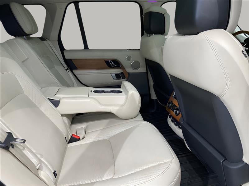 Used 2020 Land Rover Range Rover HSE image 27