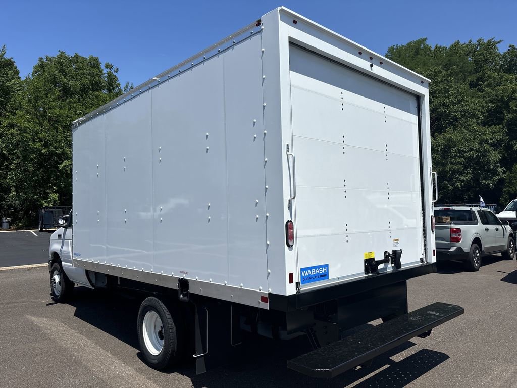New 2025 Ford E-450 and Econoline 450 Super Duty w/ Power Equipment Group image 7