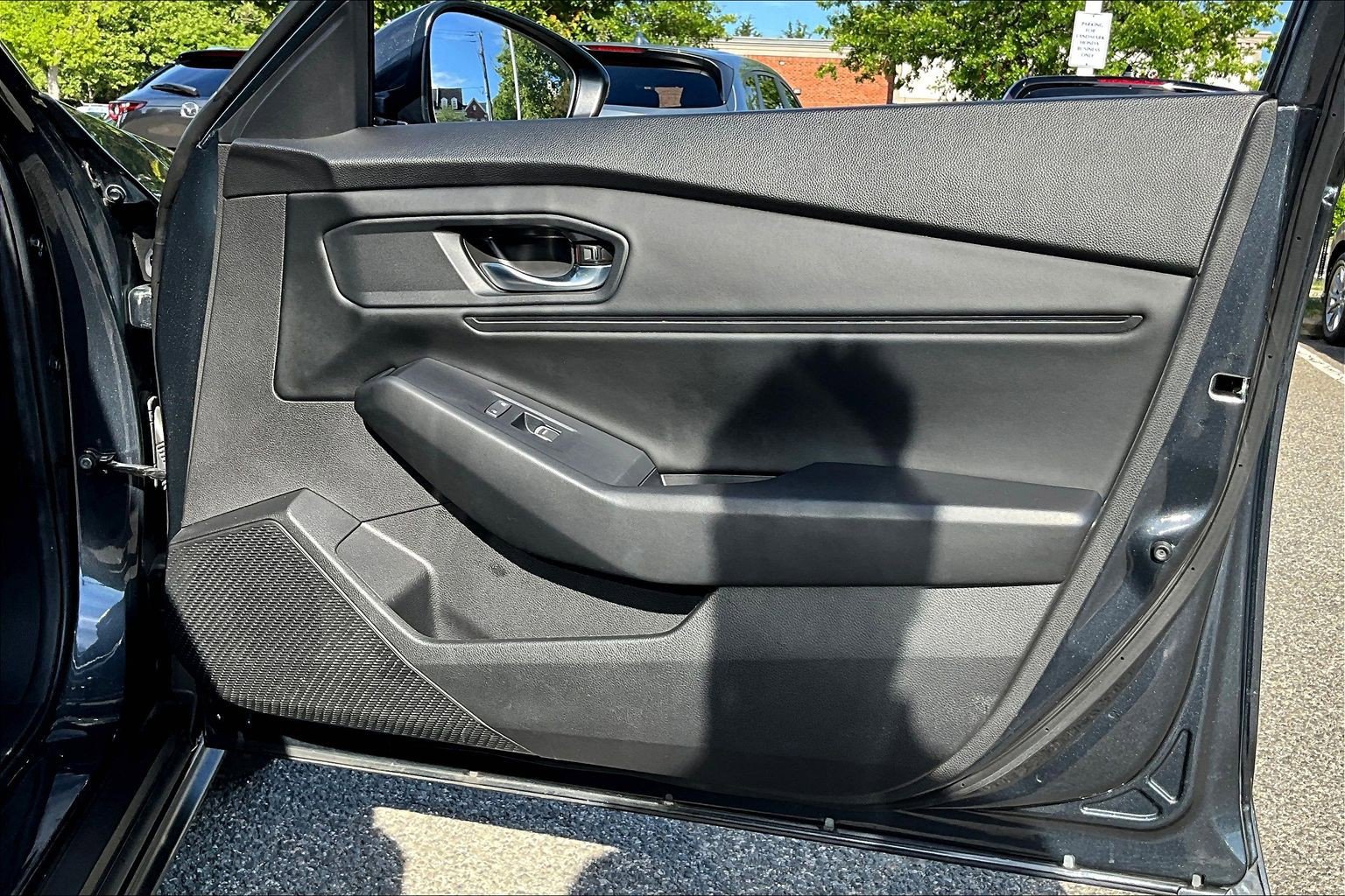 Used 2024 Honda Accord EX image 19