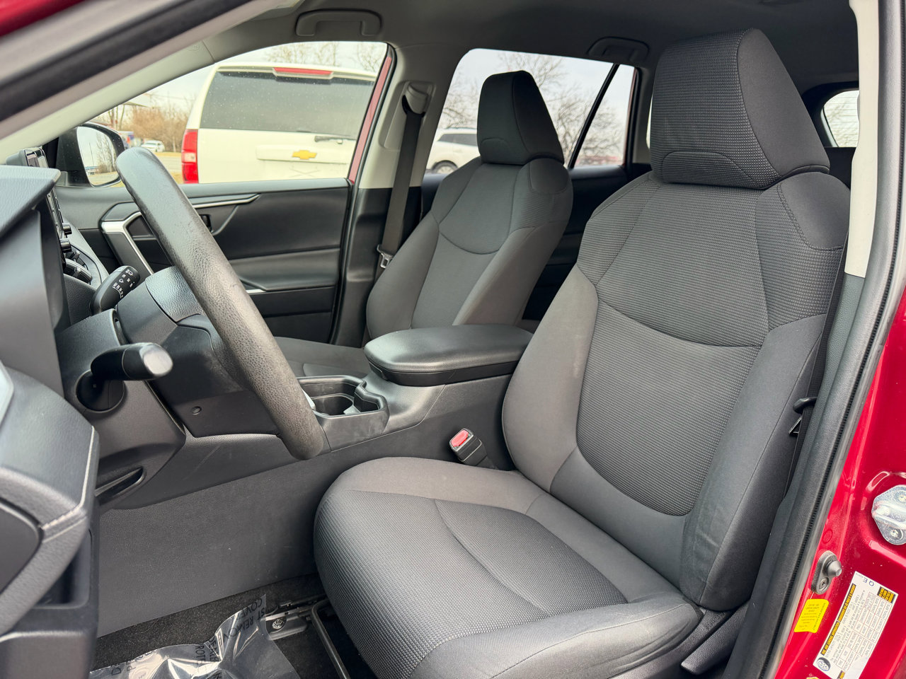 Used 2019 Toyota RAV4 LE image 41