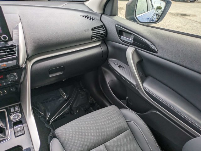 Used 2023 Mitsubishi Eclipse Cross SE AWD/4WD image 17