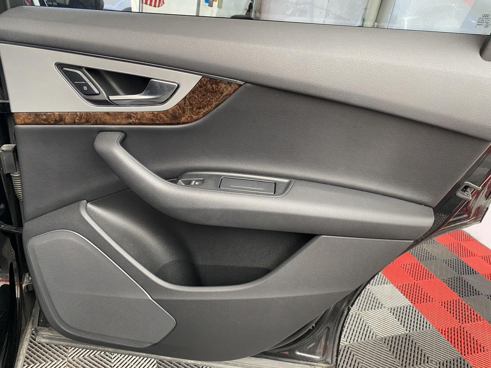 Used 2018 Audi Q7 2.0T Premium AWD/4WD image 9