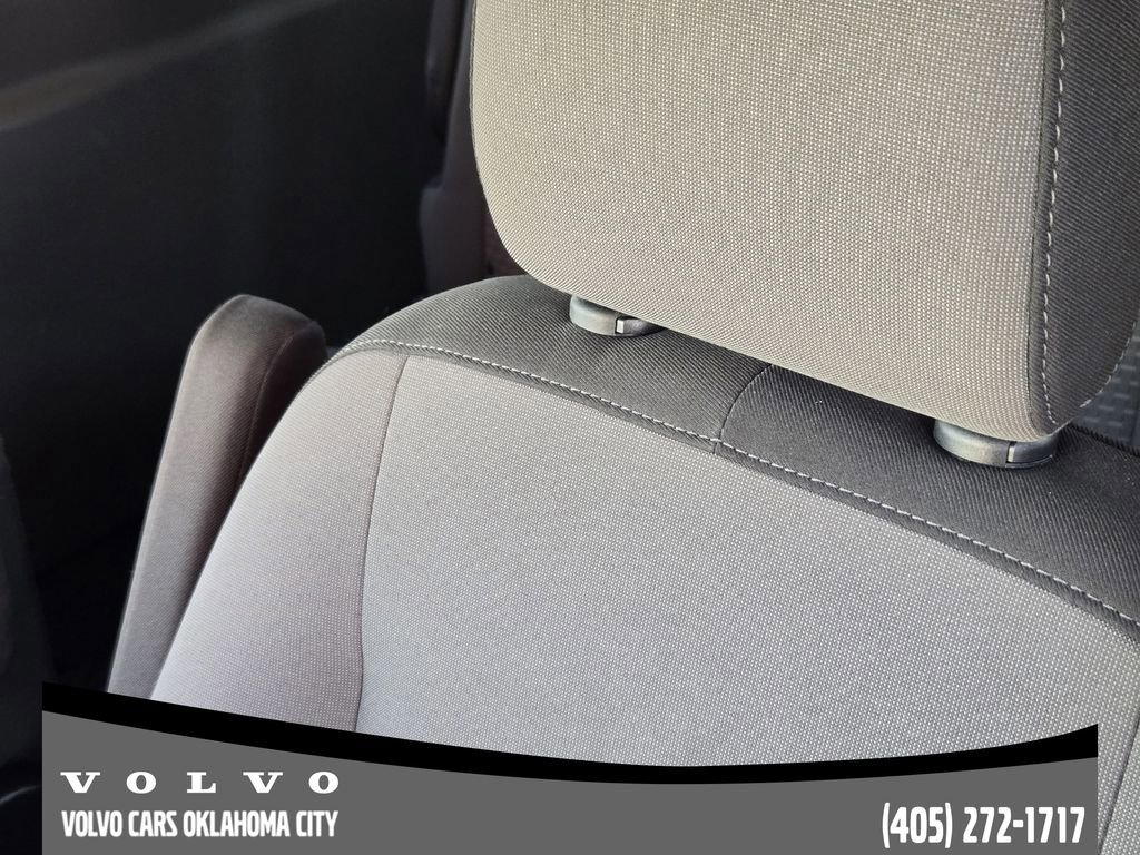 Used 2023 Ford Transit 350 XLT image 14