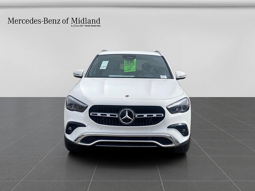 New 2025 Mercedes-Benz GLA 250 image 2