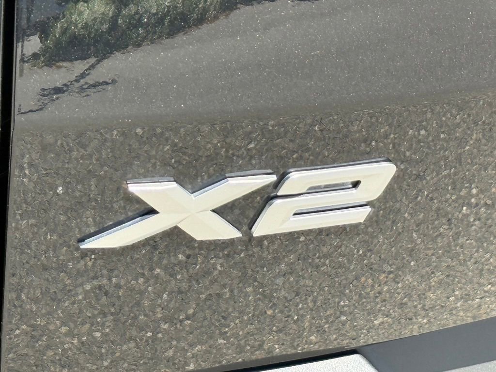 Used 2025 BMW X2 xDrive28i w/ Technology Package image 13