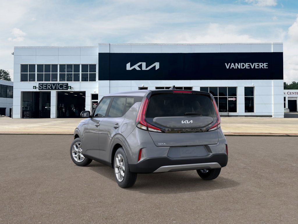 New 2025 Kia Soul LX image 4