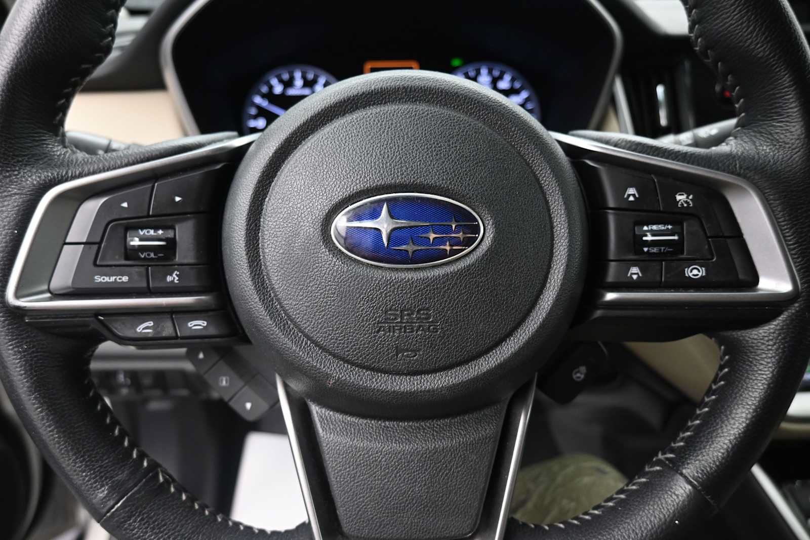 Used 2020 Subaru Outback Limited AWD/4WD image 6