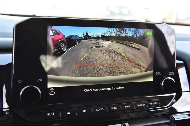 Certified 2025 Nissan Pathfinder SL w/ SL Premium Package image 15