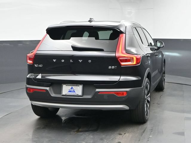 Used 2023 Volvo XC40 B5 Ultimate w/ Protection Package Premier AWD/4WD image 8