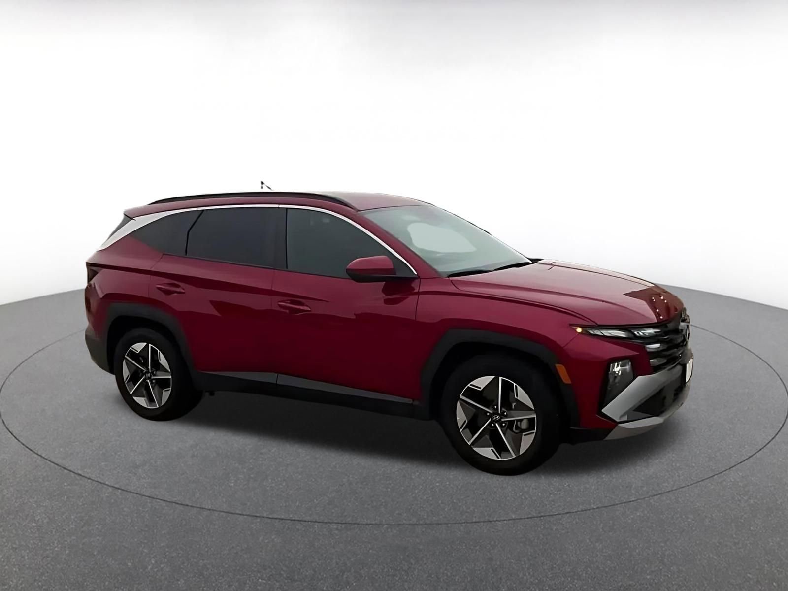 Used 2025 Hyundai Tucson SEL FWD image 2