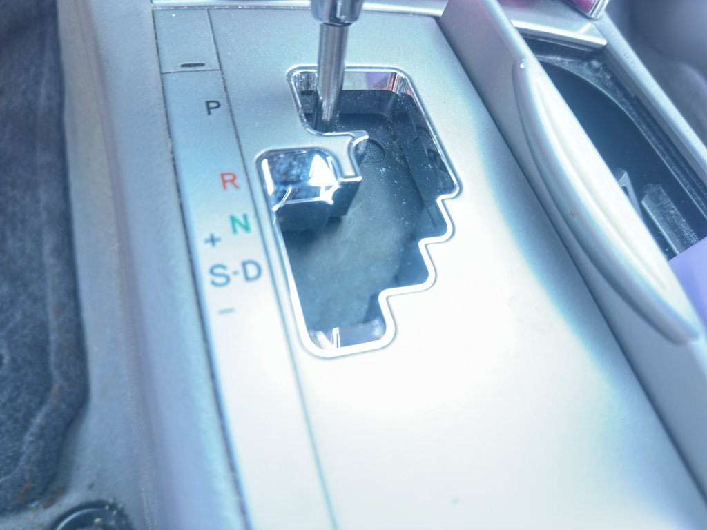 Used 2011 Toyota Camry LE FWD image 6