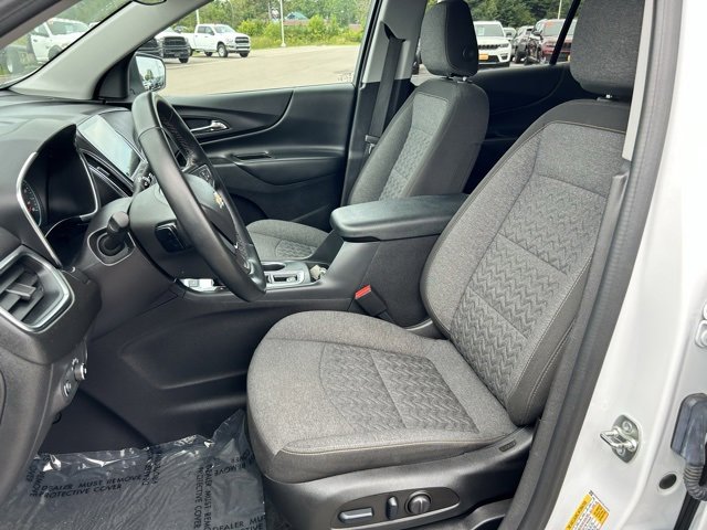 Used 2024 Chevrolet Equinox LT image 11