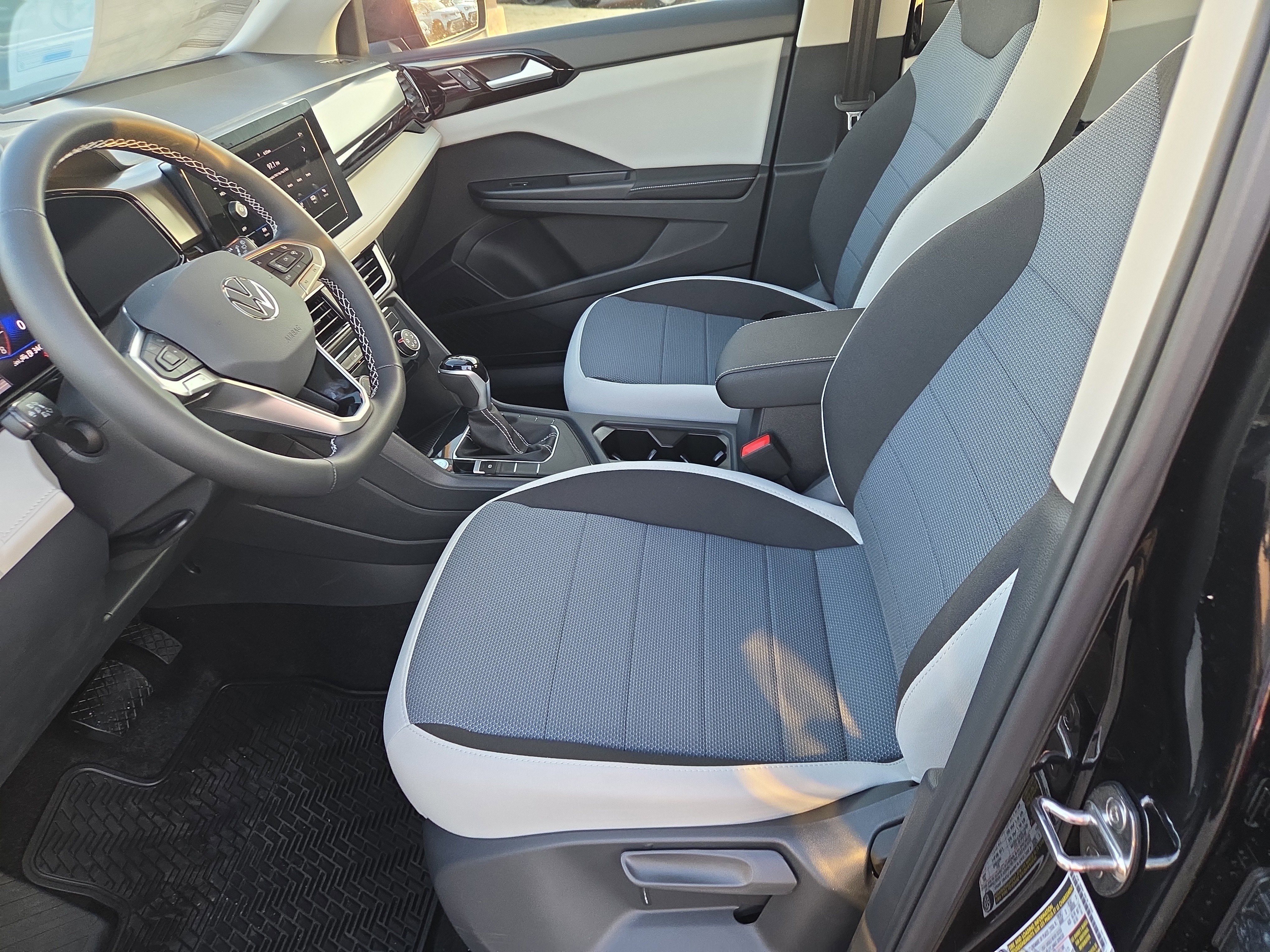 New 2026 Volkswagen Taos S image 4