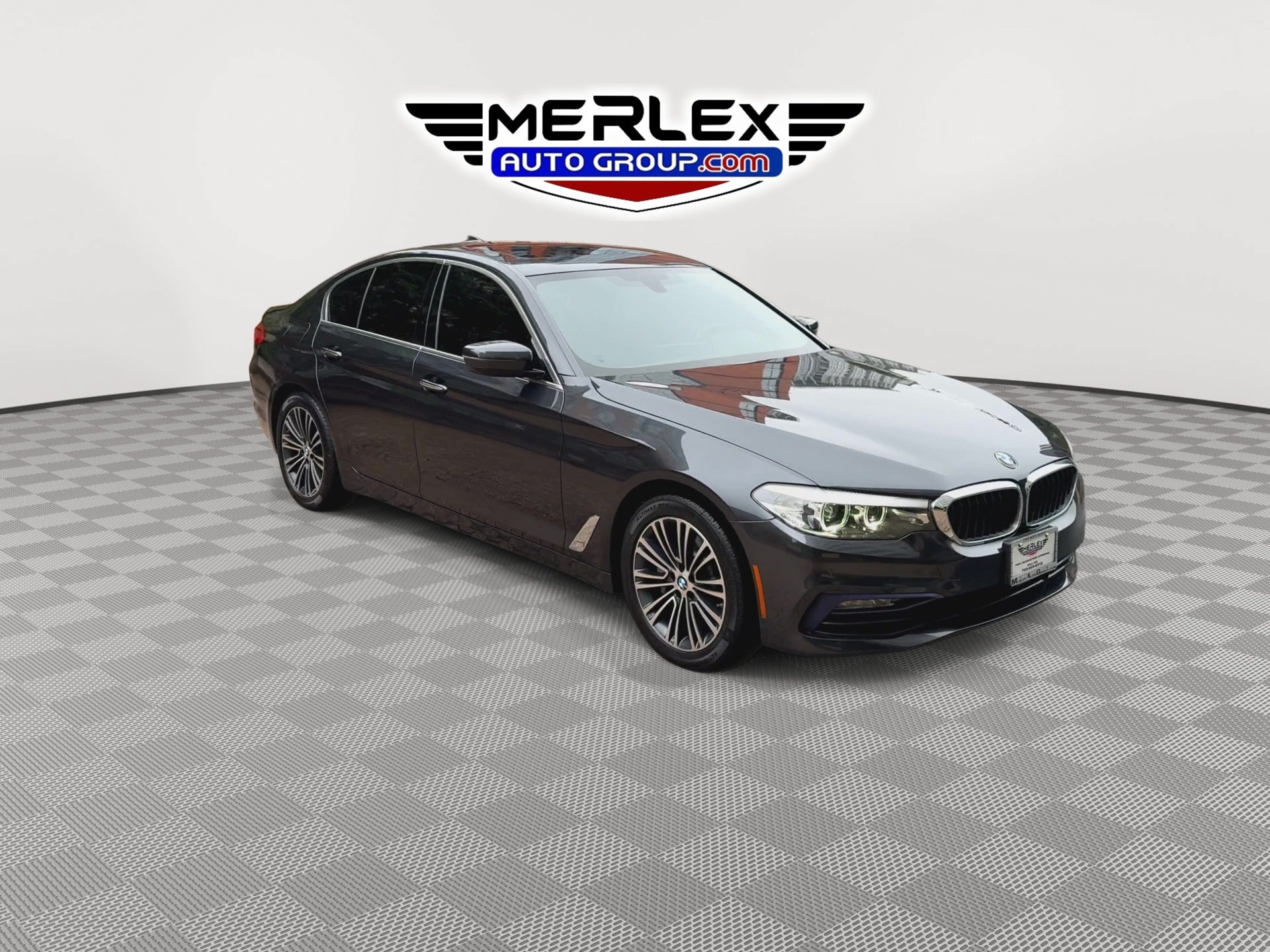 Used 2018 BMW 530i xDrive w/ Premium Package AWD/4WD image 2