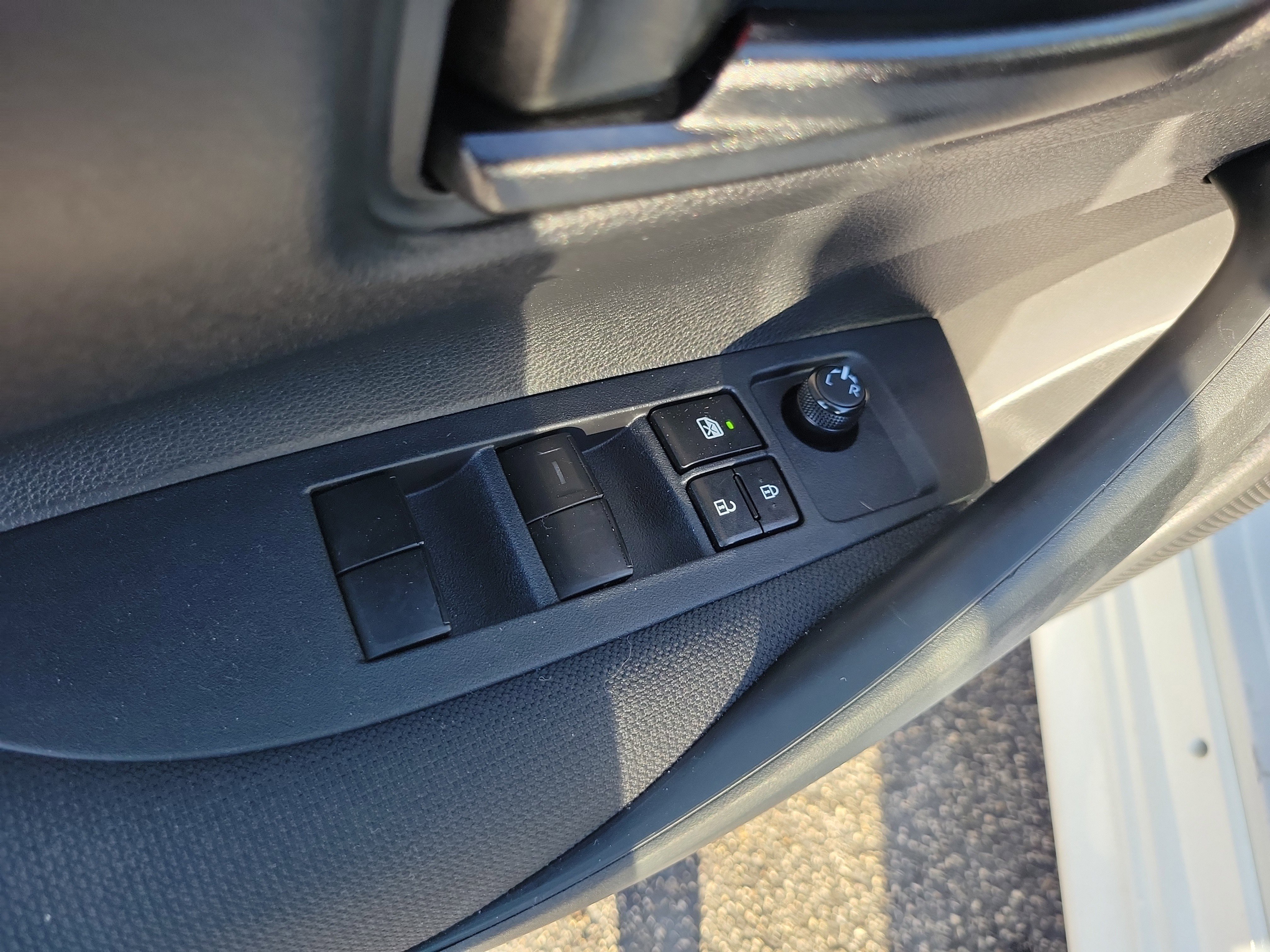 Used 2023 Toyota Corolla LE image 14