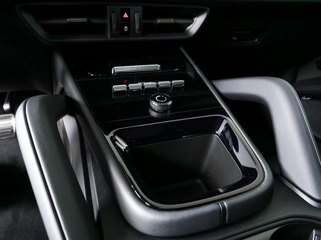 New 2026 Porsche Cayenne GTS image 19