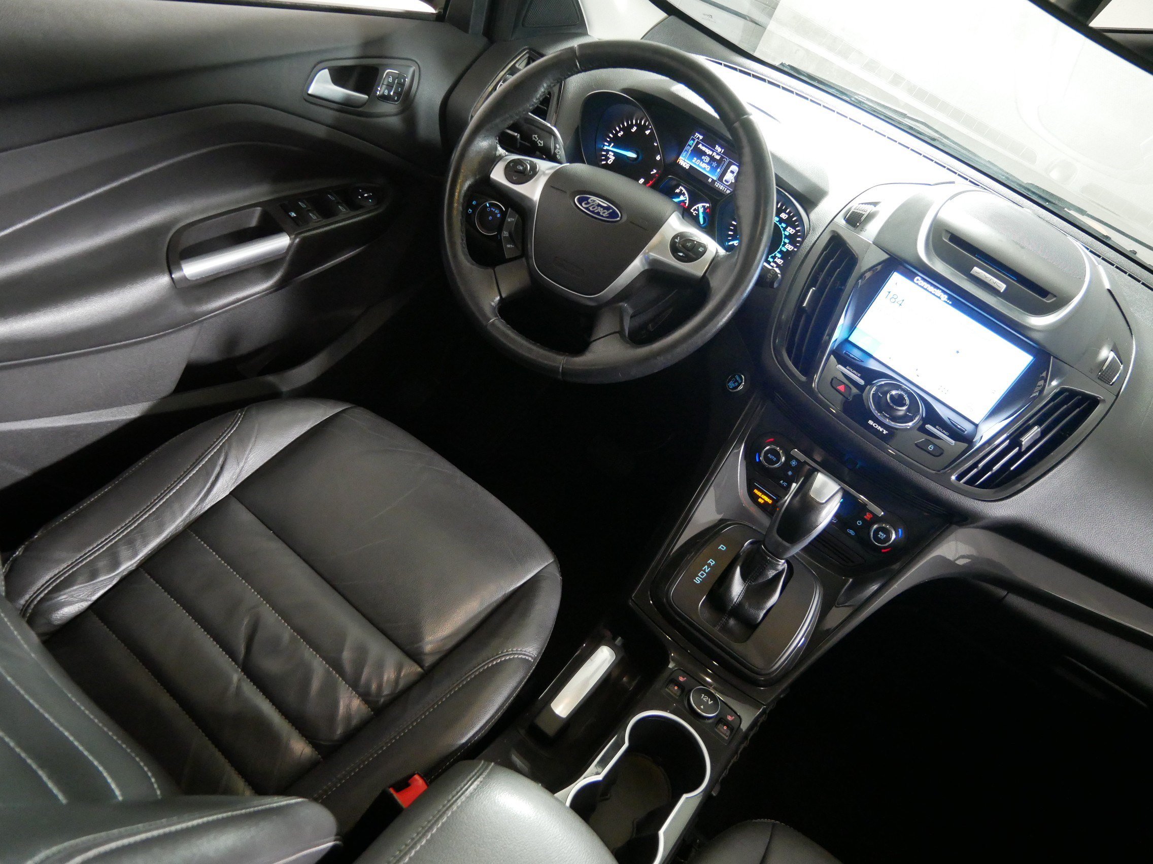 Used 2016 Ford Escape Titanium AWD/4WD image 9